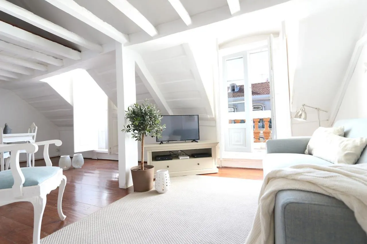 The Downtown Terrace - Fabulous Views, Sun Deck, Penthouse, 5Th-Floor No Lift Apartment Lisbon Portugal